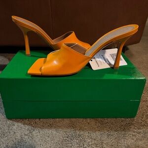 Never Worn Bottega Mules